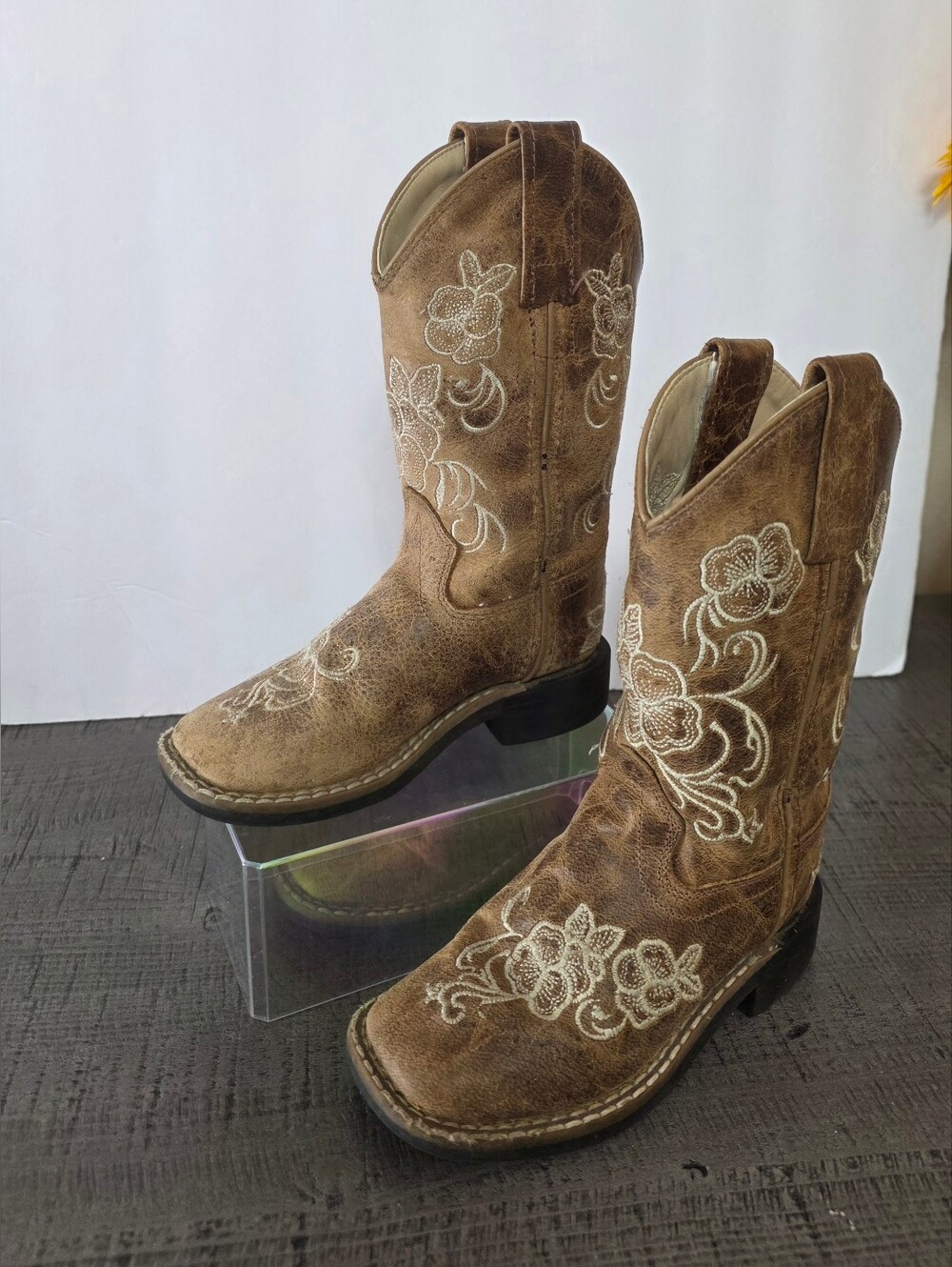Girl's Shyanne Little Lasy Floral Embroidered Western Boots Size 9D